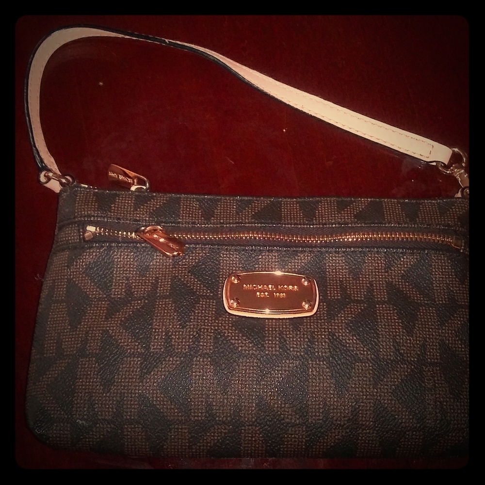 Michael Kors brown clutch